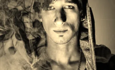 Reza - The Illusionist